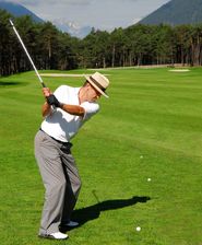 4 Übernachtungen mit unserer Schwarz-Verwöhnpension im DZ „Feldern“ oder DZ im Biohotel Schweitzer inklusive Golfpackage
