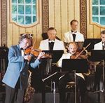 Kunst und Kultur werden in Bad Kissingen gro&szlig; geschrieben. Wer den Aufenthalt in Bad Kissingen mit einem Theater- oder Konzertbesuch verbinden will, kann in der Residence von Dapper alles aus einer Hand buchen. &nbsp; 2 &Uuml;bernachtungen im 4-Sterne-Komfort-Apartment mit Halbpension (reichhaltiges Fr&uuml;hst&uuml;ck sowie 2 x 3-Gang-Gourmet-Men&uuml; am Abend) &nbsp; 1 x Flasche Prosecco 0,75l ...