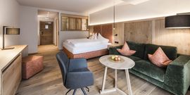 ***** Mirabell Dolomites Hotel . Luxury . Ayurveda & Spa - Garten Vital