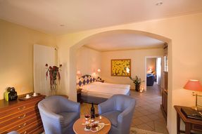Delta Suite