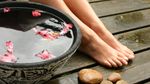 Pediküre mit Fußbad und Fußmassage - 45 min