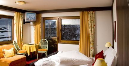 alpinahotel - Doppelzimmer &bdquo;Stammhaus&ldquo;