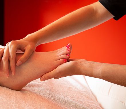 Fußmassage - DAS AHLBECK HOTEL & SPA